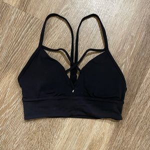 Lululemon black sports bra size 4